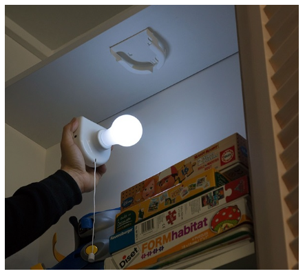 Luz LED Portátil c/ Base + Interruptor - INNOVAGOODS