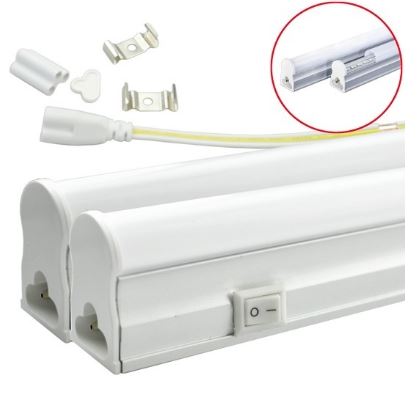 Armadura LED T5 8W 220V 4000K 900Lm Opalina c/ Interruptor (60cm)