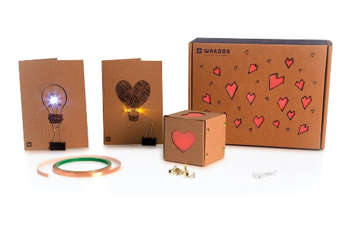 Caixa de Artesanato LED "Tape-o-Tronics" (Dia dos Namorados / Corações) - WHADDA