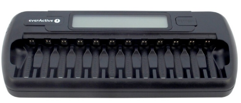 Carregador de 1/12 Pilhas com Display LCD (AA e AAA) - everActive