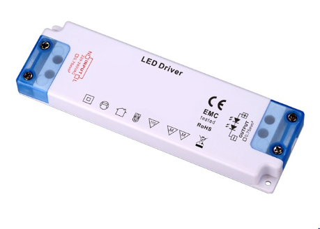Transformador Electrónico p/ LEDs 12V 60W